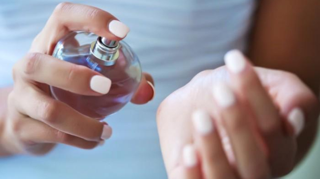 Парфюмерный этикет: правила пользования ароматами