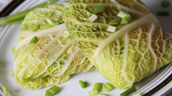 Постные голубцы из савойской капусты
