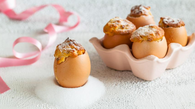 Checuri în coajă de ou