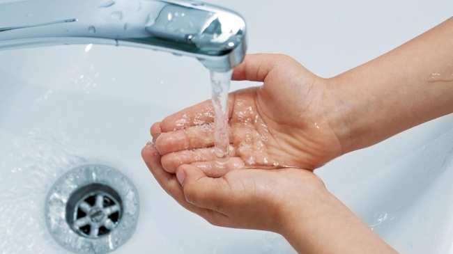 "Apă Canal Chişinău" требует повышения тарифа на питьевую воду