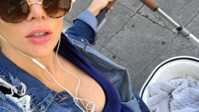 Анну Седокову раскритиковали за странное имя сына