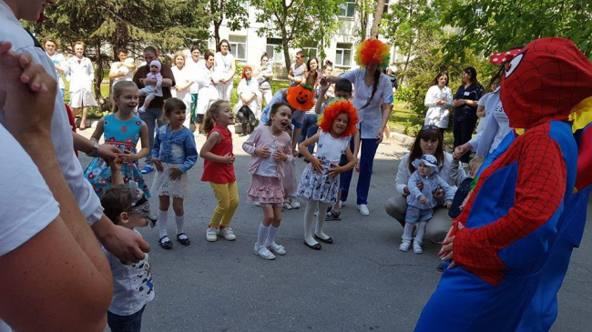 Sărbătoare la spital