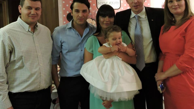 Dorin Chirtoacă a tăiat "moțul" finuței lui