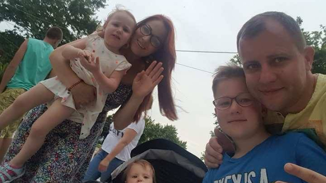 Daniela și Aurel Chirtoacă, în vacanță cu cei 3 copii. Detalii de la odihnă