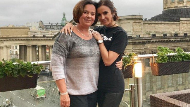 Мама Ольги Бузовой в бикини станцевала на яхте под хит дочери