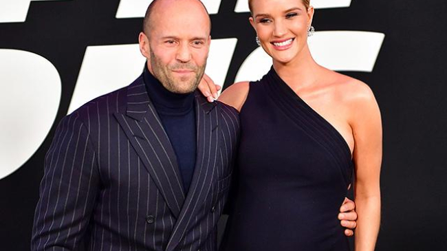 Теперь официально: Рози Хантингтон-Уайтли и Джейсон Стэтхэм стали родителями и назвали имя сына