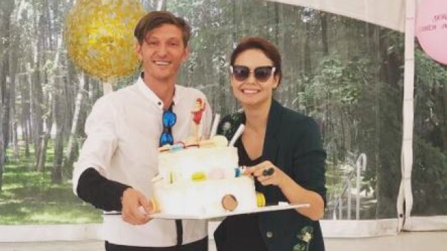 Cum arată fiul lui Pavel Volea. Prima poză cu fața copilului