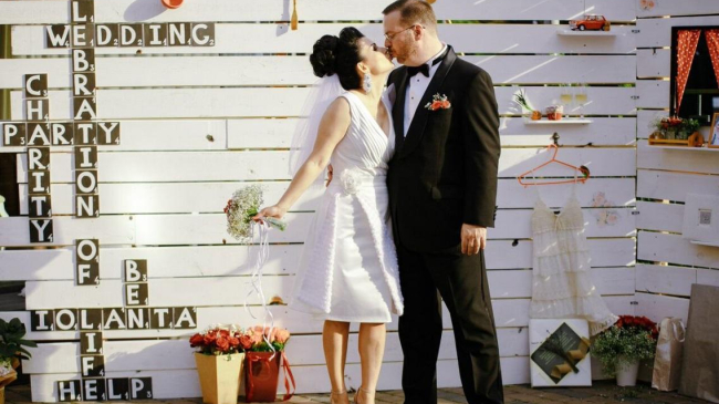 330 000 de lei, colectați la o nuntă de caritate, pentru a trata persoanele grav bolnave