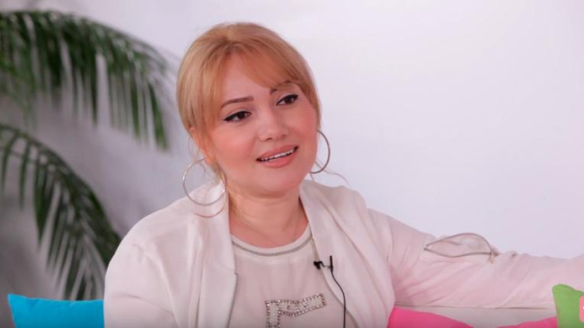 Mama Mia: Адриана Окишану в гостях у Родики Русу