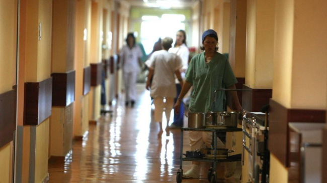 Un nou caz de malpraxis? Copilul unei femei din Hînceşti a ajuns în comă