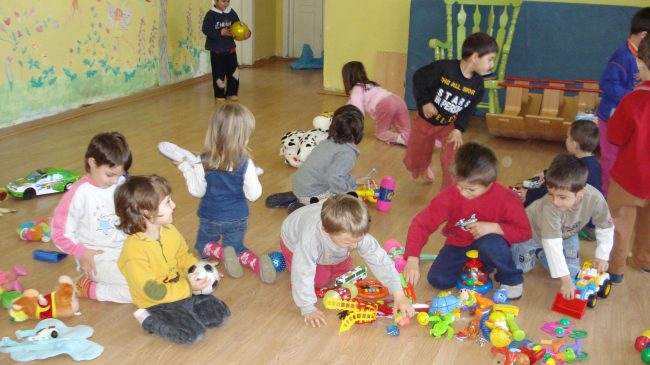 Copiii din Chișinău vor putea fi înregistraţi online la grădiniţă