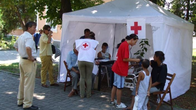 Более шести тысяч человек обратились накануне в мобильные пункты оказания помощи