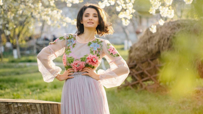 Lilu, alături de tatăl ei, într-o poză emoționantă. ”Acest flăcău de 57 de ani e Tata”