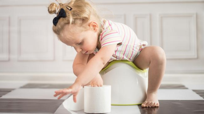 Vara - sezonul potrivit pentru a dezvăța copilul de scutece