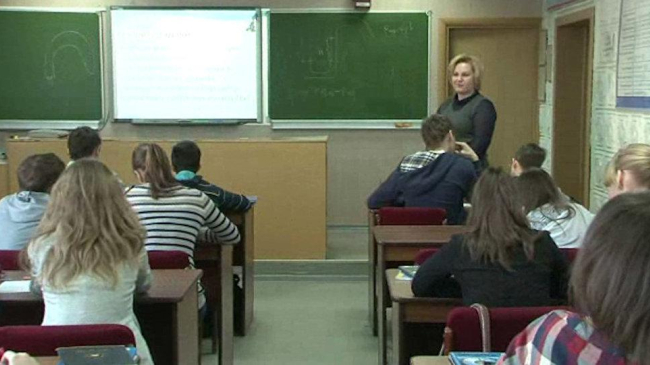 Condiția pusă profesorilor din licee și universități ca să-și păstreze salariul