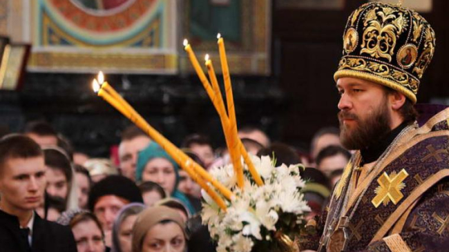 Creştinii ortodocşi pe stil vechi sărbătoresc astăzi Adormirea Maicii Domnului