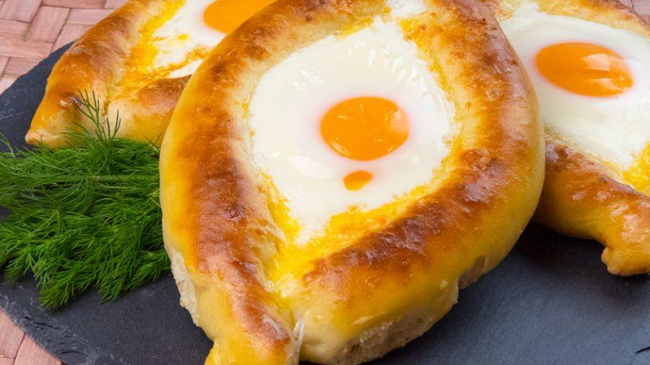 Rețeta de Khachapuri pe care trebuie să o încercați!