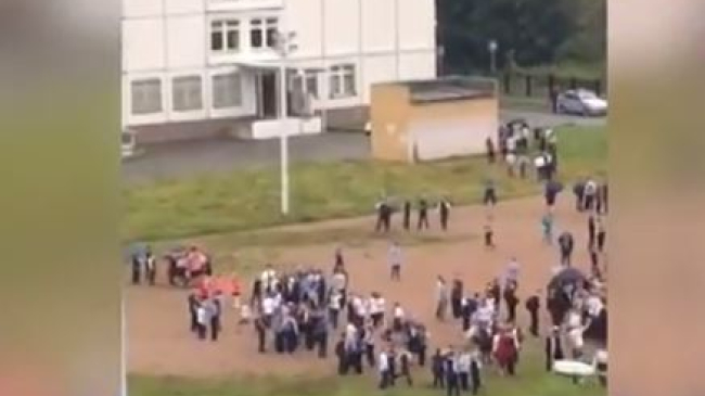 Împușcături la o școală din Rusia. A tras focuri de armă, după ce s-a certat cu profesoara