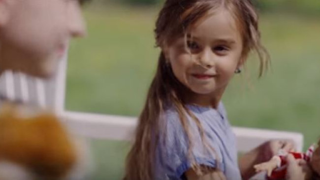 Fiica lui Anatol Melnic s-a filmat într-un videoclip