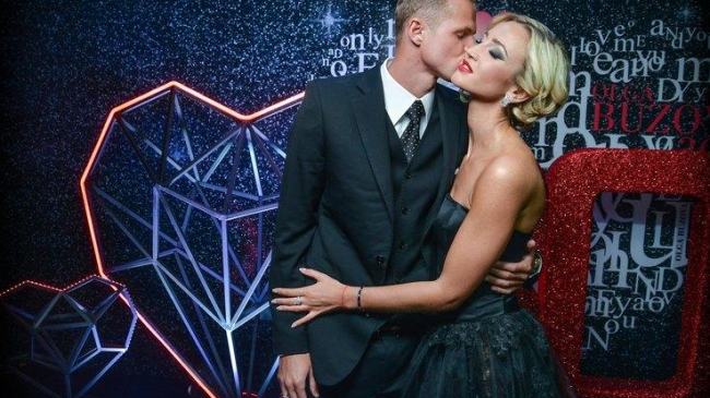 Olga Buzova a recunoscut că fostul soț a înșelat-o cu prietenele sale