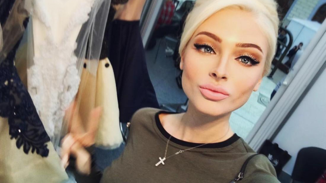 Fosta iubită a lui Timati, într-o rochie creată de un designer autohton