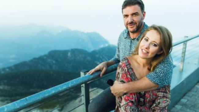 Primele imagini cu fiul Kseniei Sobchak. Iată cu cine seamănă micuțul