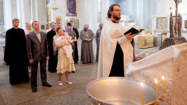 Ce înseamnă să fii naș? O responsabilitate deosebit de mare!