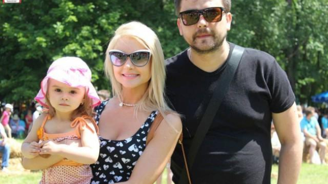 Ce familie frumoasă! Anatolie și Tatiana Melnic au sărbătorit ziua de naștere a fiicei lor – VIDEO