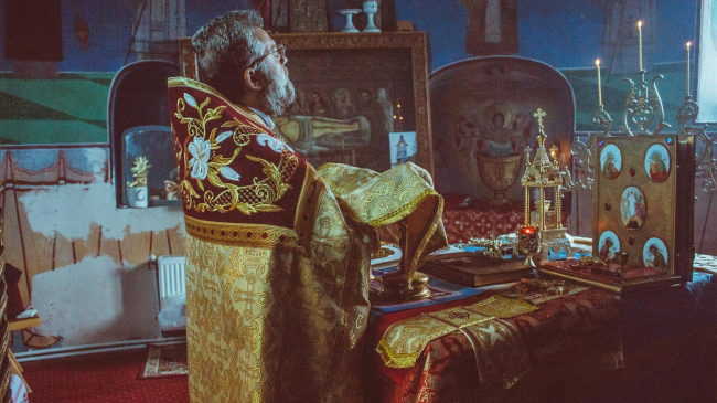 Священника из района Калараш подозревают в краже икон и вымогательстве денег