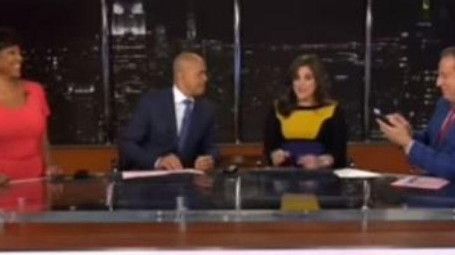 Американская телеведущая начала рожать в прямом эфире