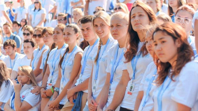 Astăzi, se dă startul Săptămânei Naționale a Voluntariatului 2017, ediția a XI-a, “Hai în gaşca voluntarilor!”