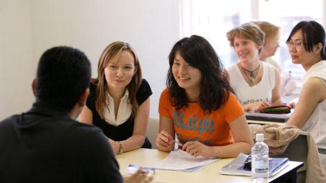 Выпускники лицеев Молдовы могут продолжить образование в Японии