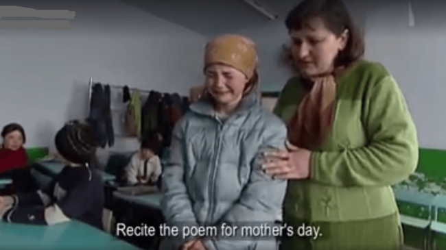 Strigător la cer! Câţi elevi dintr-o clasă au părinţii plecaţi în străinătate (VIDEO)