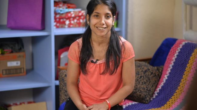 Cum s-au comportat medicii cu o tânără orfană, de etnie romă, atunci când trebuia să nască (VIDEO)