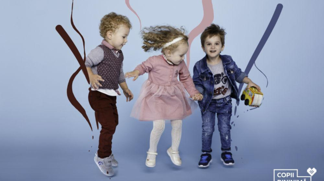 Bebelușii simt gingășia de la prima atingere