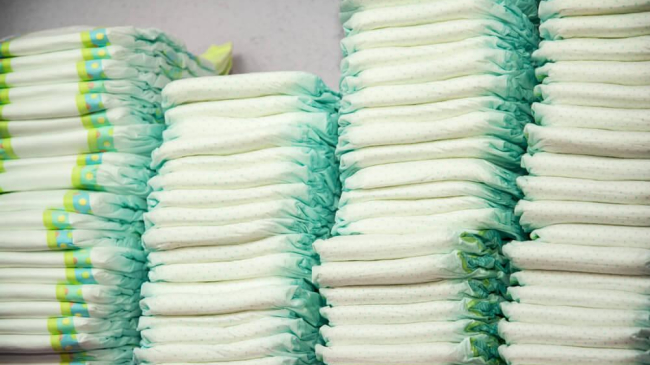 Ask a Mom îndeamnă mămicile să doneze scutece pentru copiii de la Rusca