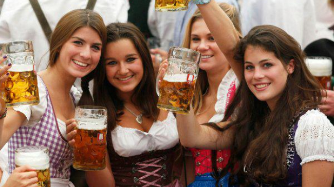La Munchen a început tradiționalul festival al berii – Oktoberfest 2014