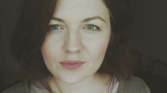 Dana Odainic și-a lansat propriul blog. Primele postări sunt “savuroase”