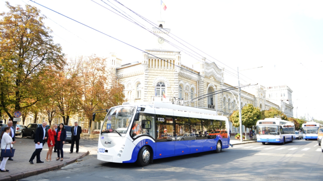 На улицах Кишинева появился троллейбус четвертого поколения