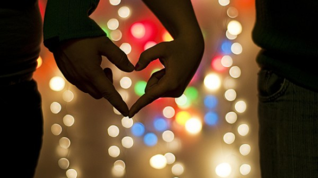 Два знака зодиака, которые встретят свою любовь до Рождества