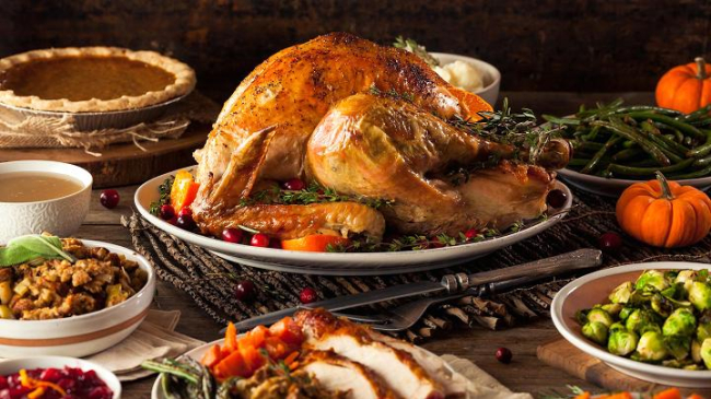 Americanii sărbătoresc astăzi “Thanksgiving Day”. Câteva rețete delicioase din curcan