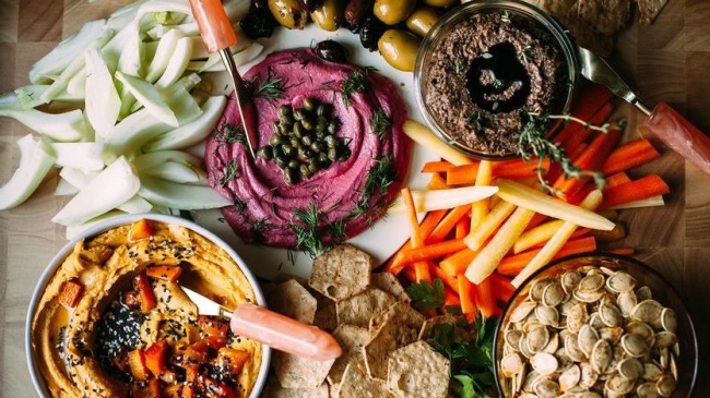 Cum să faci pateu vegetal acasă? 7 rețete de post care se fac rapid