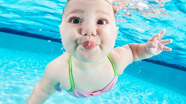 De ce trebuie să-ți dai copilul la înot (VIDEO)