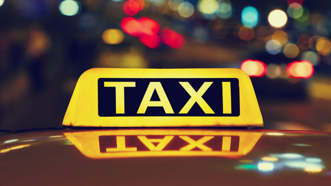 Călătoriile cu taxiul s-ar putea scumpi