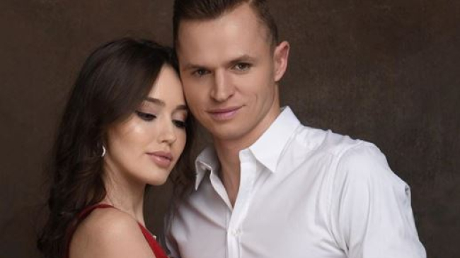 A uitat-o definitiv! Fostul soț al Olgăi Buzova s-a logodit (Foto)