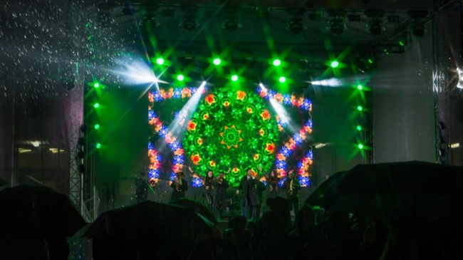 Куда сходить и где выиграть телевизор, телефон и iPad: программа мероприятий на каждый день до Нового года