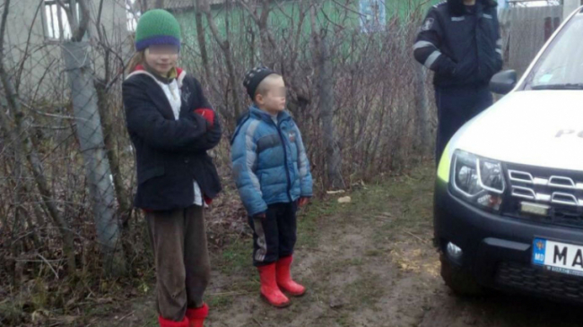 Au fugit de acasa de frică să nu li se fure banii cîștigați la colindat