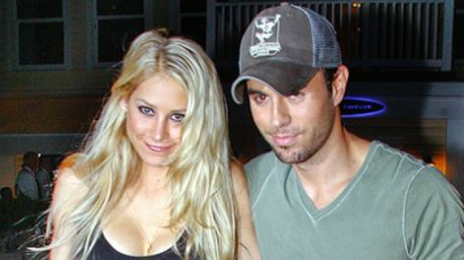 Enrique Iglesias şi Anna Kournikova au postat primele poze cu gemenii