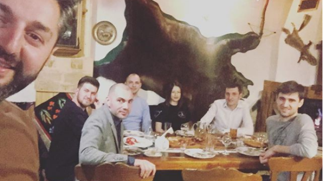 Vedetele care au mers la întâlnirea cu absolvenții