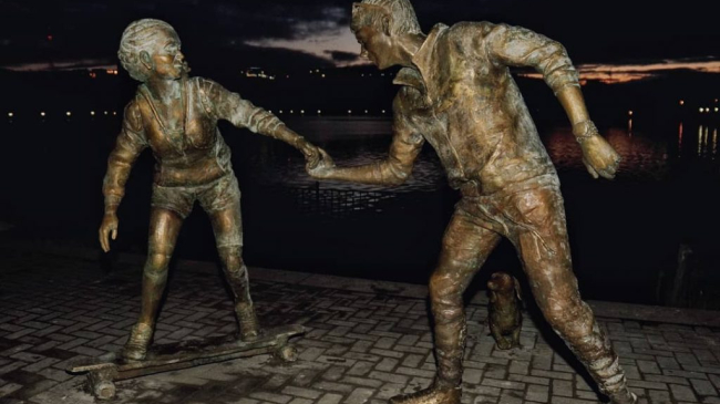 Au furat câinele. Sculptura din Valea Morilor a fost vandalizată